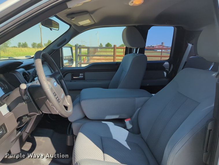 image for item MX9379 2012 Ford F150 XL  SuperCab pickup truck