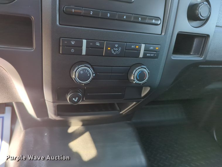 image for item MX9379 2012 Ford F150 XL  SuperCab pickup truck