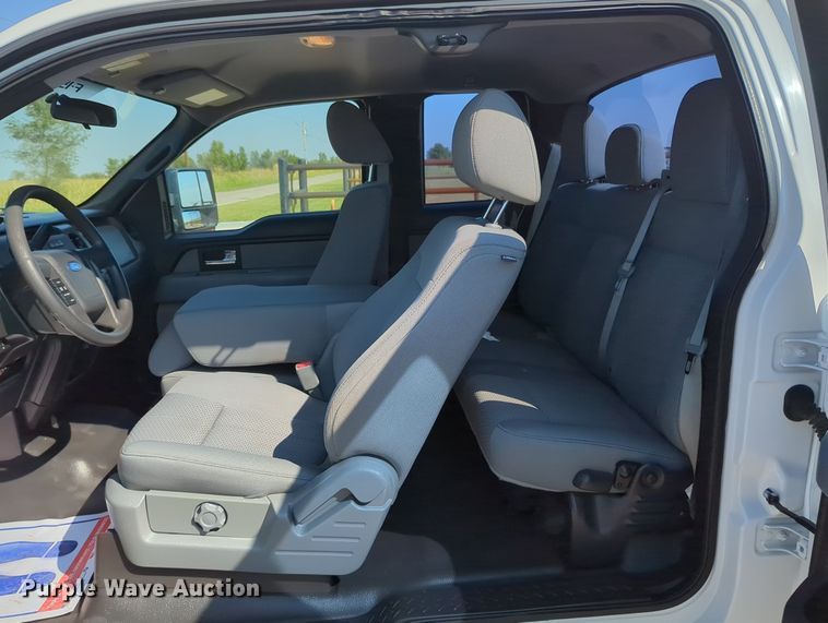 image for item MX9379 2012 Ford F150 XL  SuperCab pickup truck