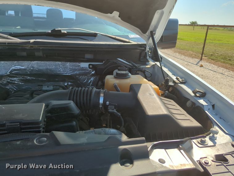 image for item MX9379 2012 Ford F150 XL  SuperCab pickup truck