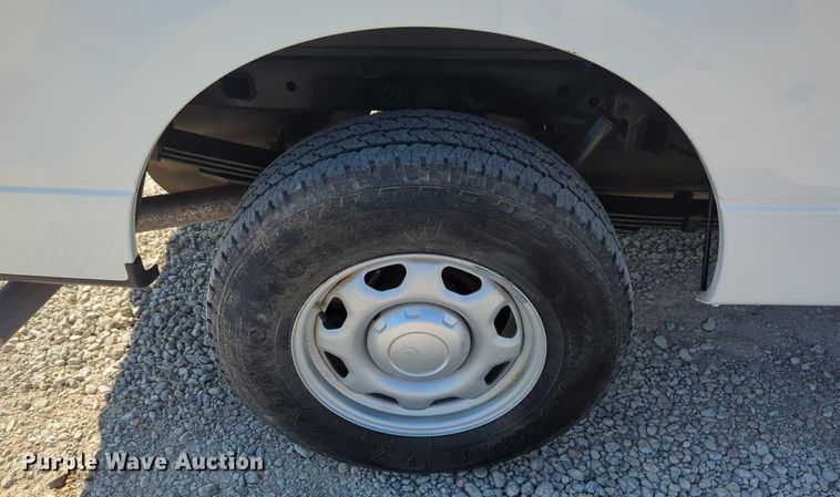 image for item MX9379 2012 Ford F150 XL  SuperCab pickup truck