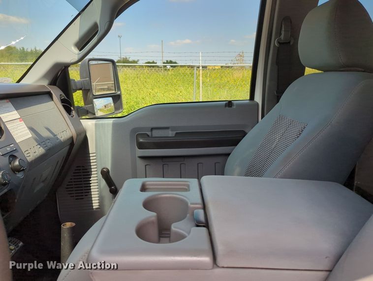 image for item MX9383 2011 Ford F350 Super Duty  SuperCab utility bed pickup truck