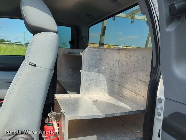 image for item MX9383 2011 Ford F350 Super Duty  SuperCab utility bed pickup truck