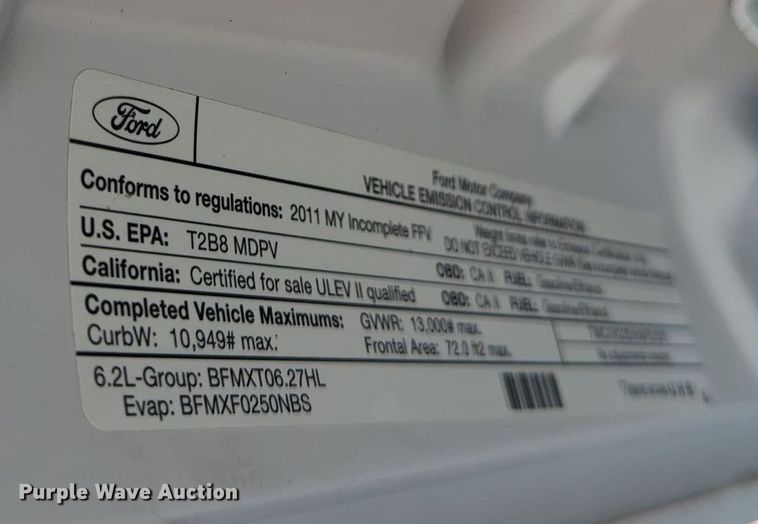 image for item MX9383 2011 Ford F350 Super Duty  SuperCab utility bed pickup truck