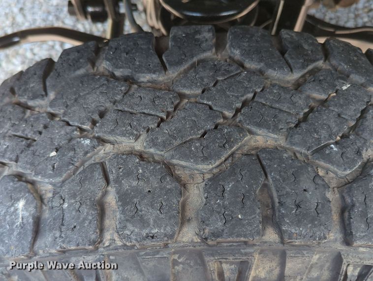 image for item MX9383 2011 Ford F350 Super Duty  SuperCab utility bed pickup truck