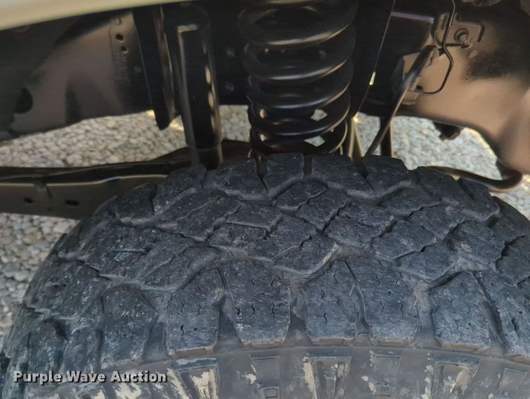 image for item MX9383 2011 Ford F350 Super Duty  SuperCab utility bed pickup truck