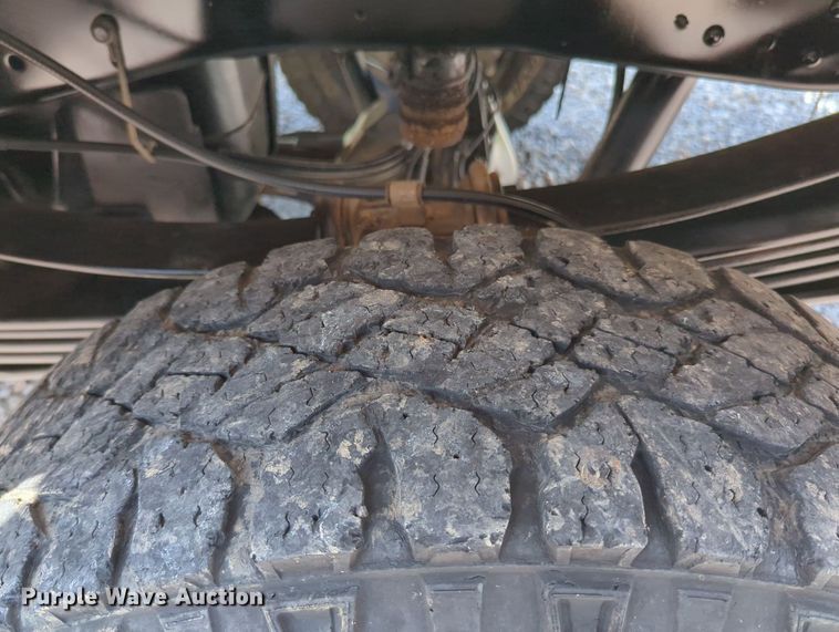 image for item MX9383 2011 Ford F350 Super Duty  SuperCab utility bed pickup truck