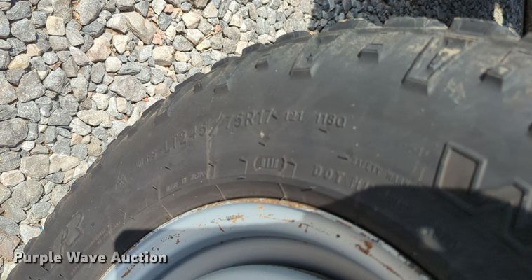 image for item MX9383 2011 Ford F350 Super Duty  SuperCab utility bed pickup truck