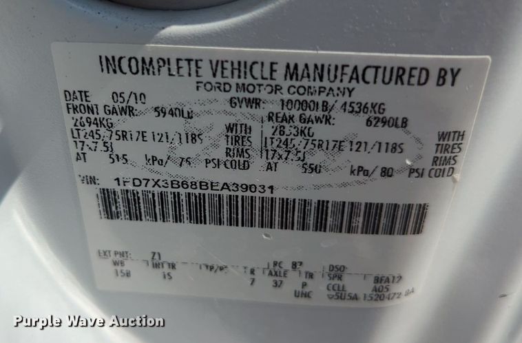 image for item MX9383 2011 Ford F350 Super Duty  SuperCab utility bed pickup truck