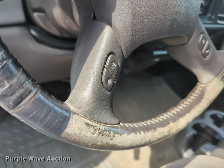 image for item MX9384 2005 Chevrolet Silverado 2500HD  Ext. Cab pickup truck