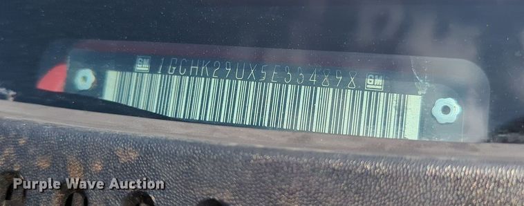 image for item MX9384 2005 Chevrolet Silverado 2500HD  Ext. Cab pickup truck