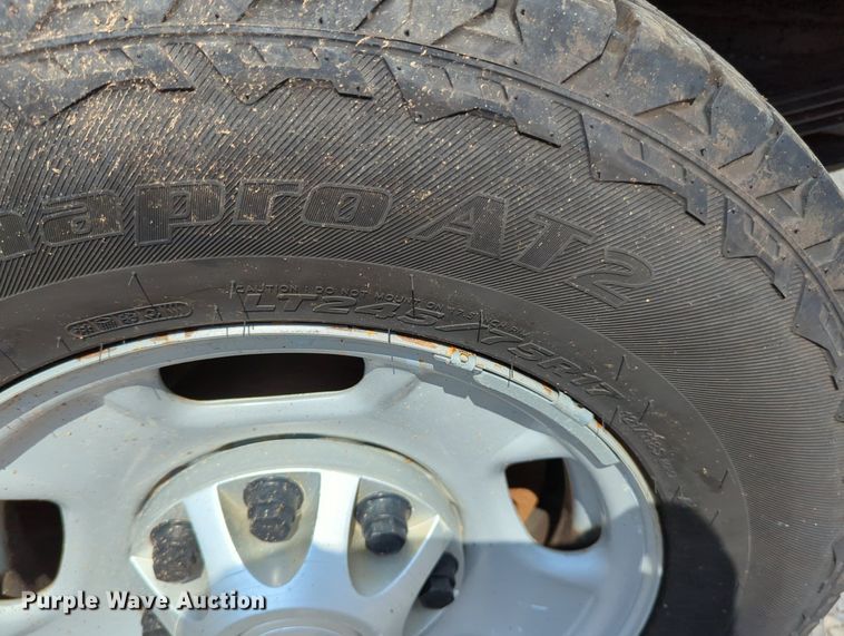 image for item MX9385 2015 Chevrolet Silverado 2500HD  Crew Cab pickup truck