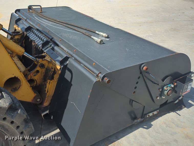 image for item MX9398 JCT 72" W skid steer sweeper