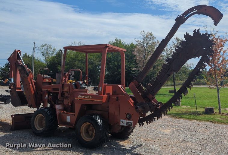 image for item MX9400 1989 Ditch Witch 4010  trencher