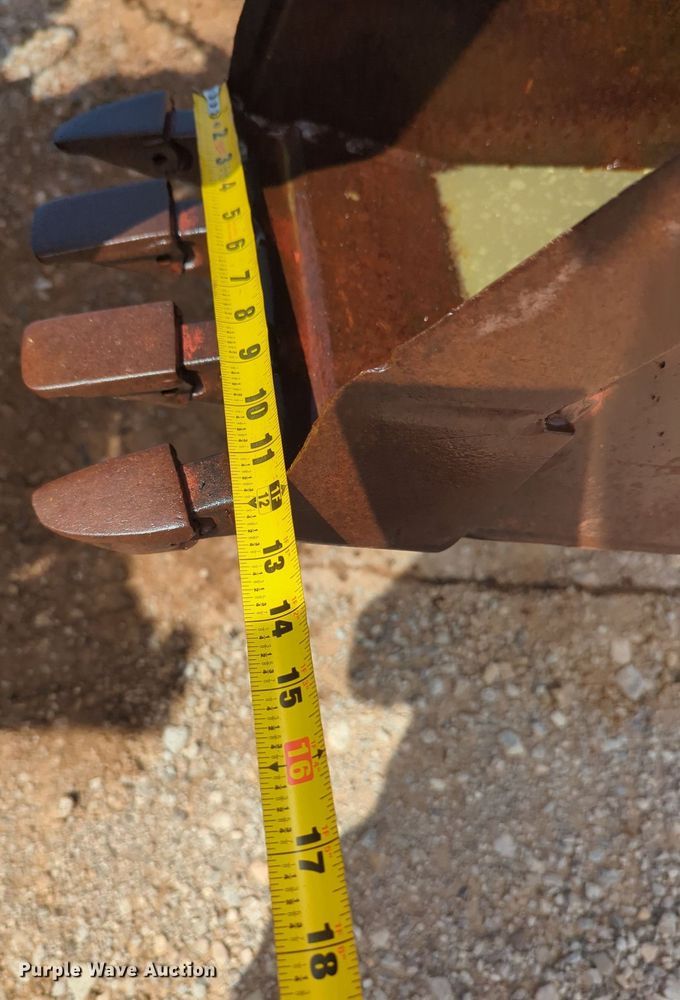 image for item MX9400 1989 Ditch Witch 4010  trencher