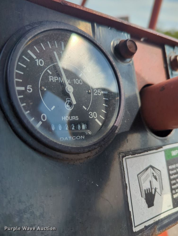 image for item MX9400 1989 Ditch Witch 4010  trencher