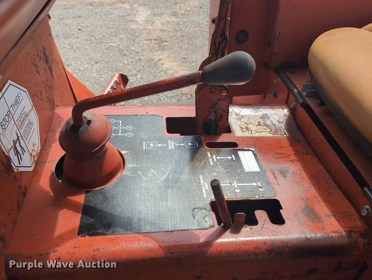 image for item MX9400 1989 Ditch Witch 4010  trencher