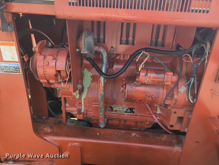 image for item MX9400 1989 Ditch Witch 4010  trencher