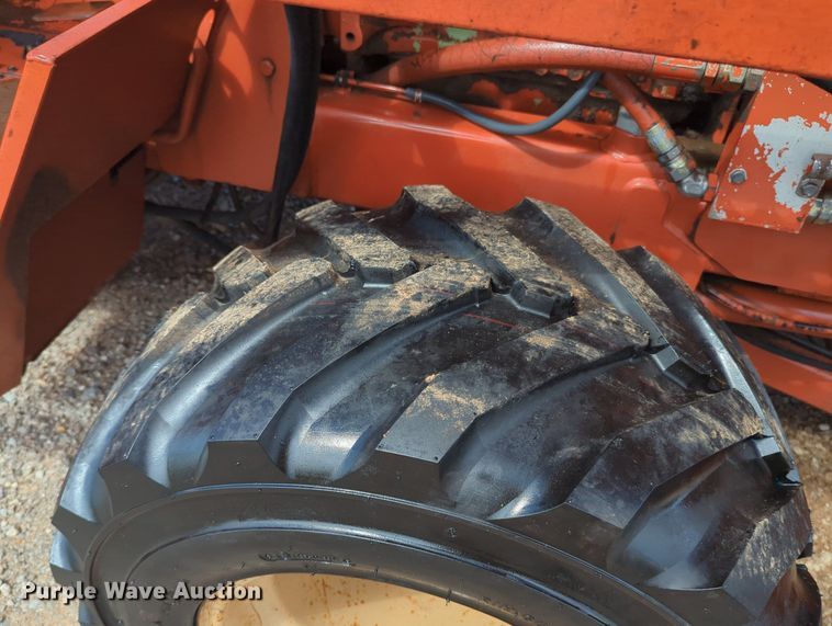 image for item MX9400 1989 Ditch Witch 4010  trencher