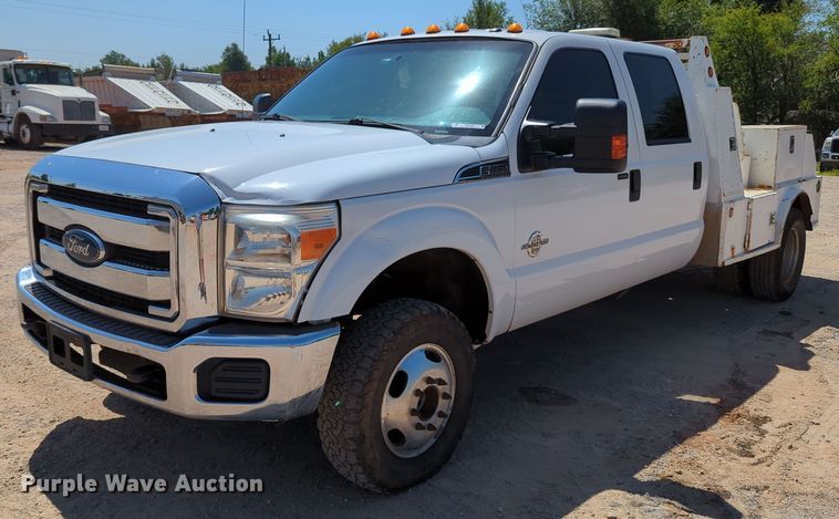 image for item MY9489 2014 Ford F350 Super Duty  Crew Cab pickup truck