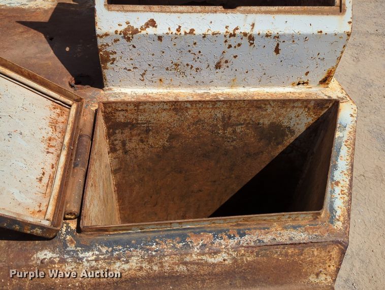 image for item MY9489 2014 Ford F350 Super Duty  Crew Cab pickup truck