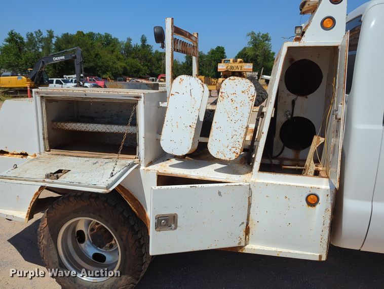 image for item MY9489 2014 Ford F350 Super Duty  Crew Cab pickup truck