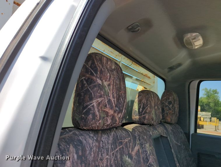 image for item MY9489 2014 Ford F350 Super Duty  Crew Cab pickup truck