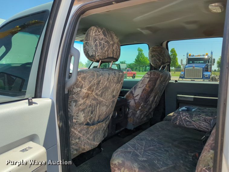 image for item MY9489 2014 Ford F350 Super Duty  Crew Cab pickup truck