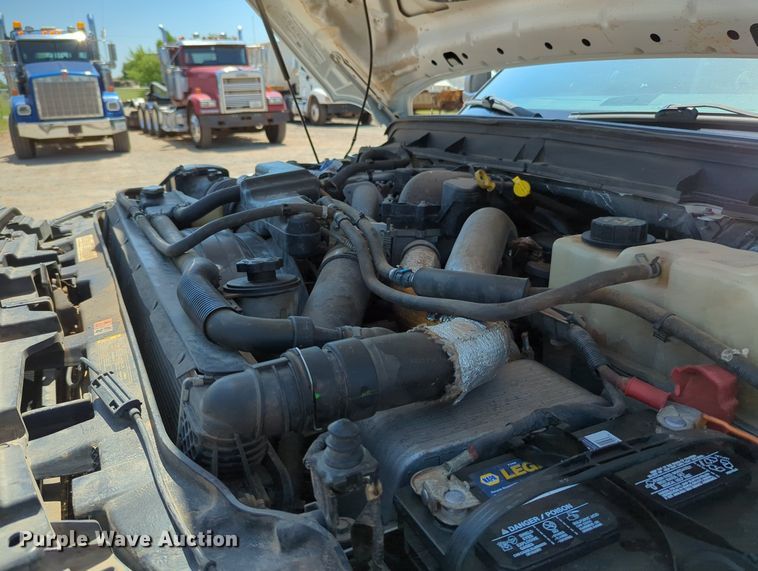 image for item MY9489 2014 Ford F350 Super Duty  Crew Cab pickup truck