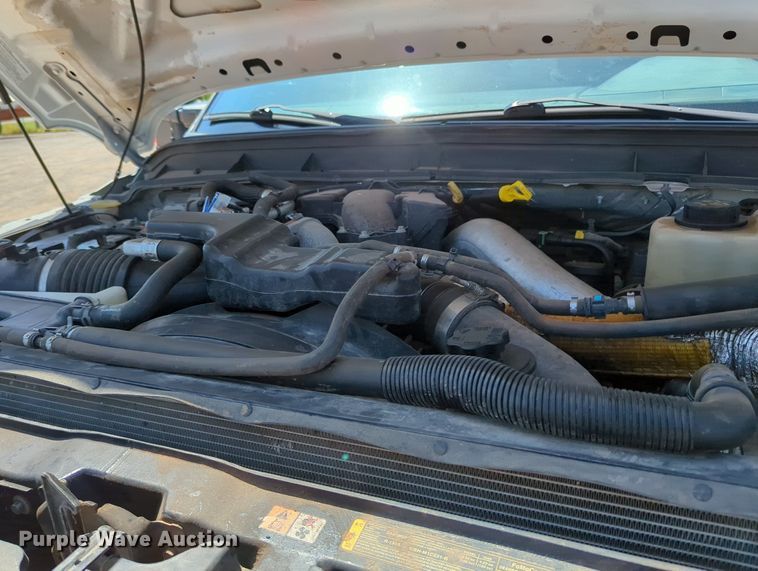 image for item MY9489 2014 Ford F350 Super Duty  Crew Cab pickup truck