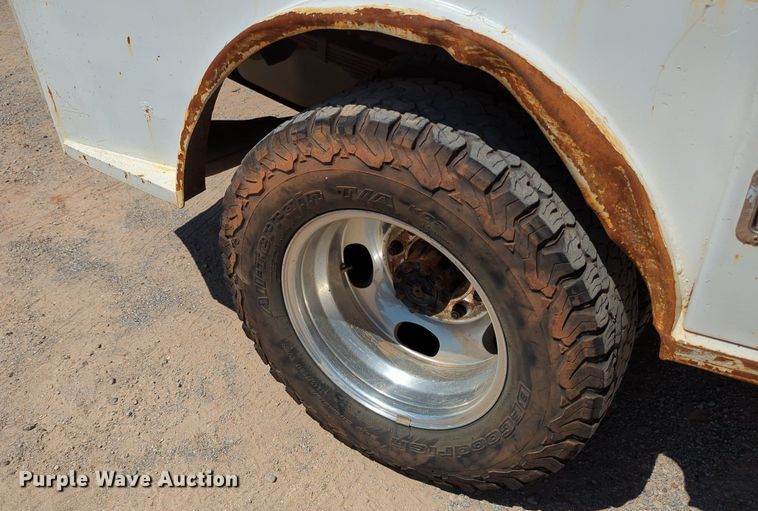 image for item MY9489 2014 Ford F350 Super Duty  Crew Cab pickup truck