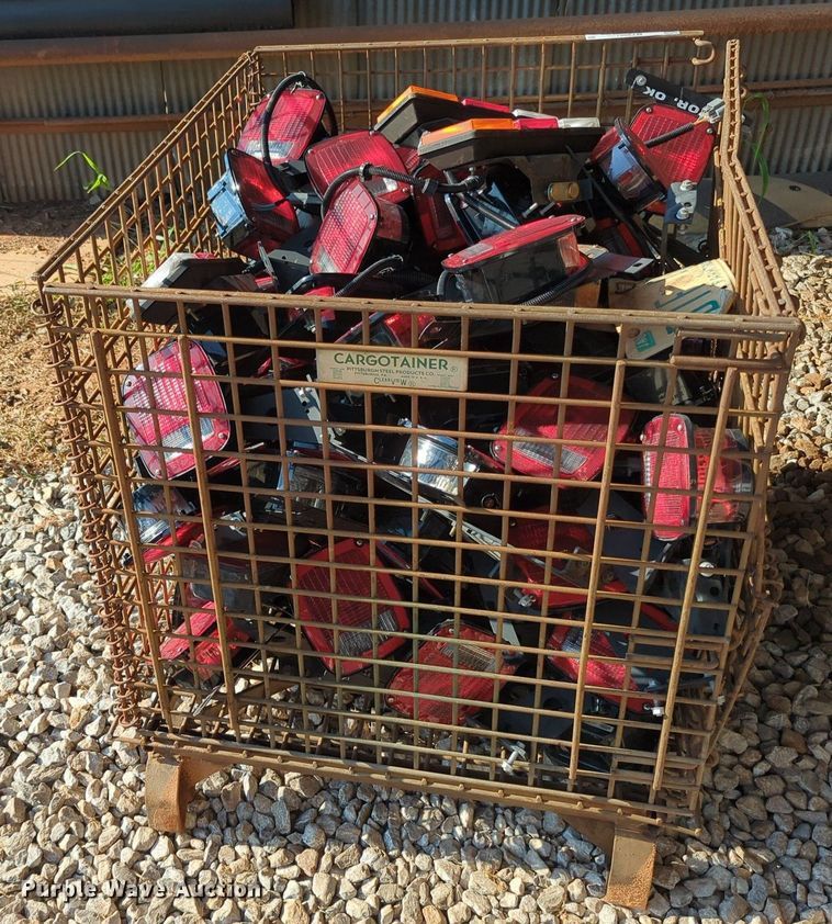 image for item MY9981 Truck parts