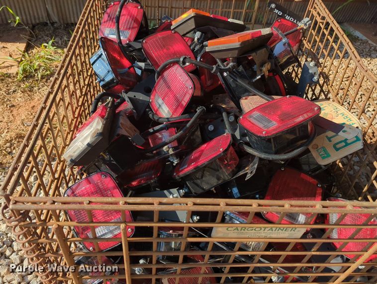 image for item MY9981 Truck parts