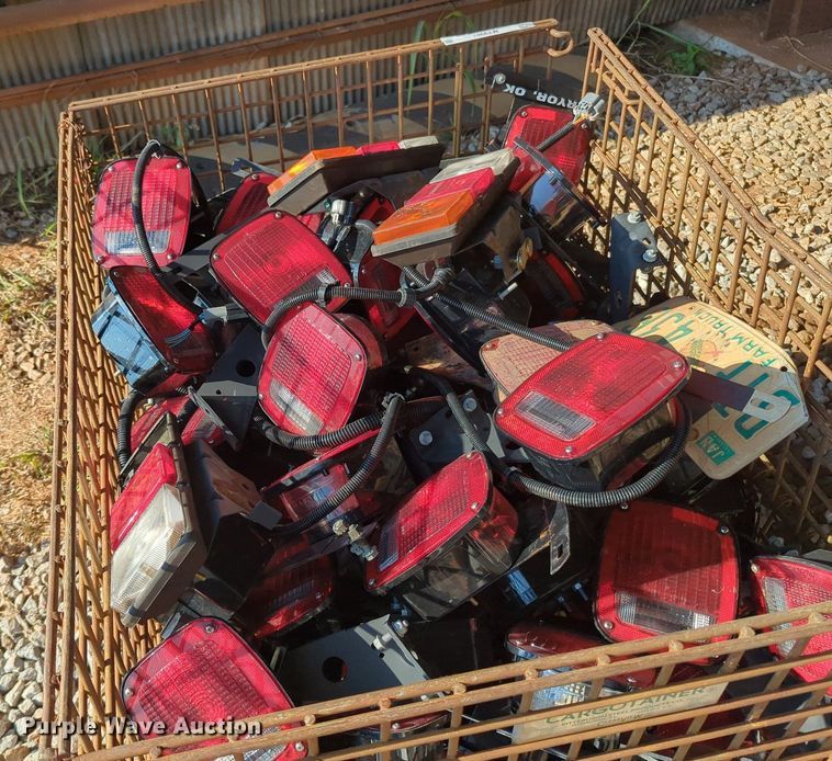 image for item MY9981 Truck parts