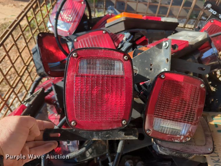 image for item MY9981 Truck parts