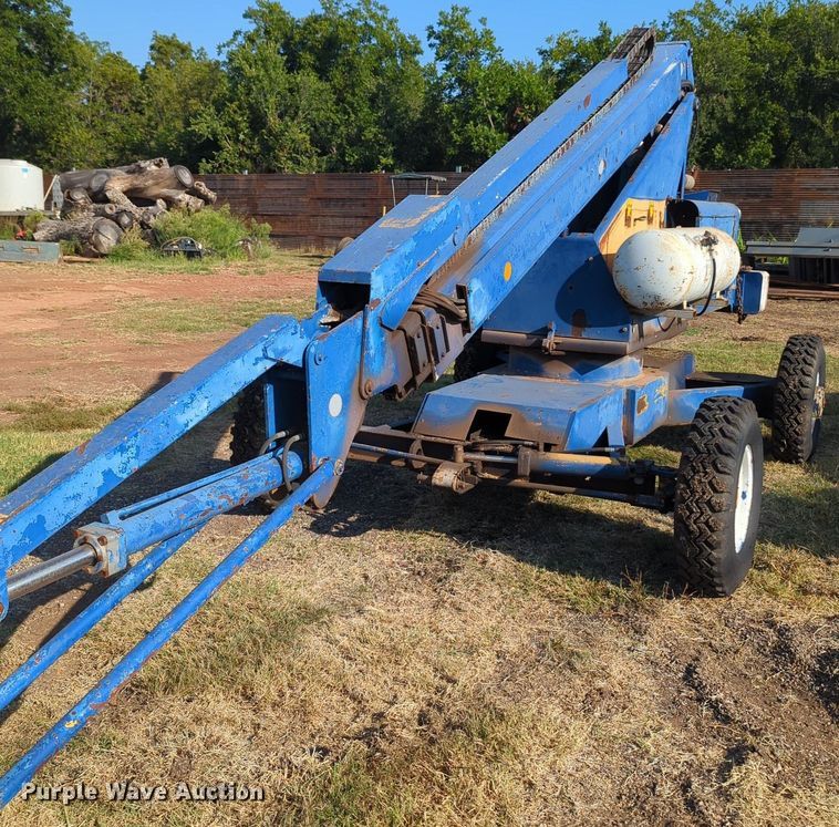 image for item MY9983 JLG  boom lift