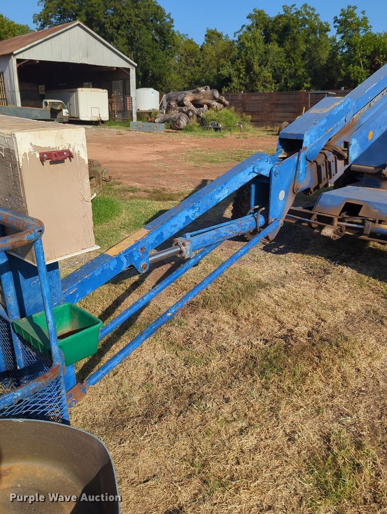 image for item MY9983 JLG  boom lift