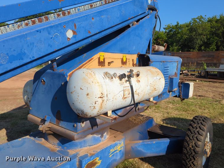 image for item MY9983 JLG  boom lift