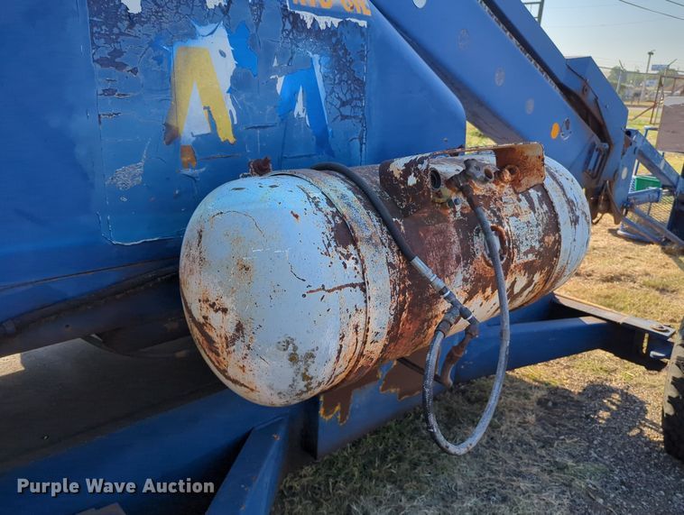 image for item MY9983 JLG  boom lift