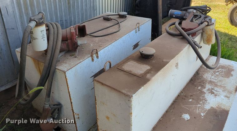 image for item MY9987 (2) fuel tanks