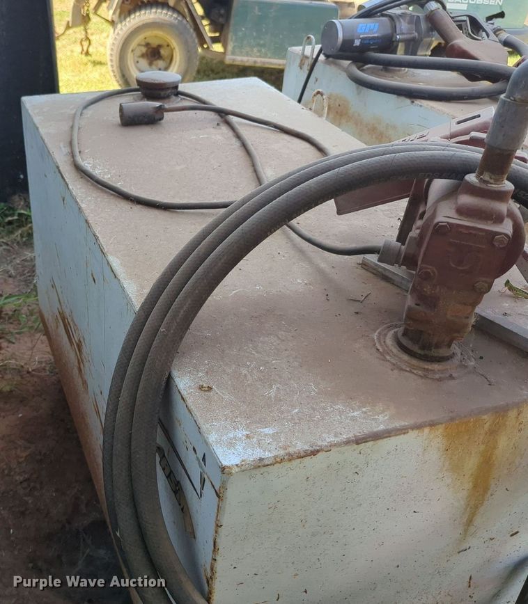 image for item MY9987 (2) fuel tanks