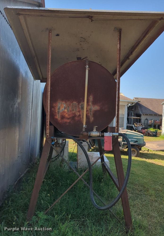 image for item MY9988 Fuel tank