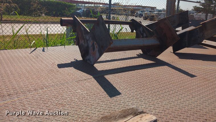 image for item MY9997 Flatbed