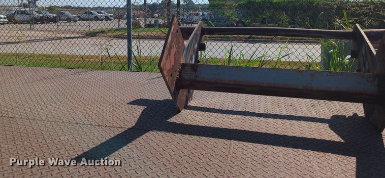 image for item MY9997 Flatbed