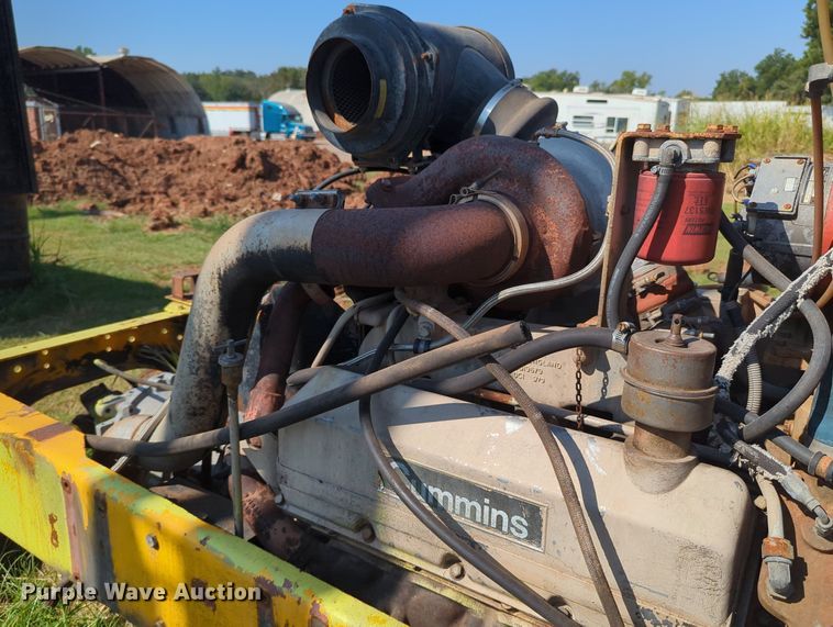 image for item MY9998 Cummins  engine