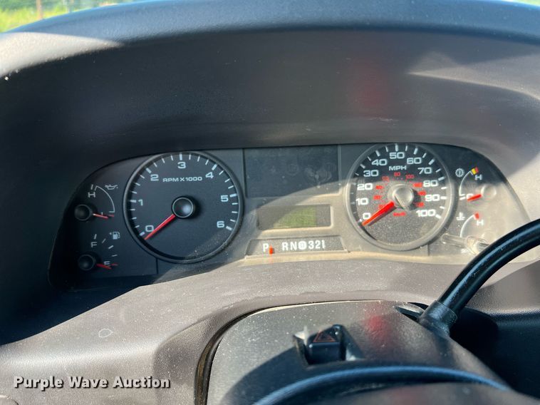 image for item NA9086 2005 Ford F350 Super Duty XL  Crew Cab utility bed pickup truck