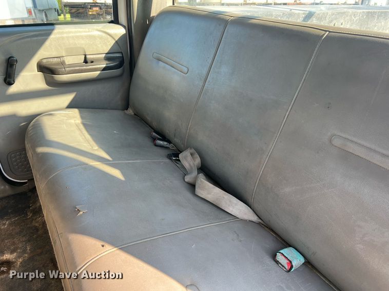 image for item NA9086 2005 Ford F350 Super Duty XL  Crew Cab utility bed pickup truck