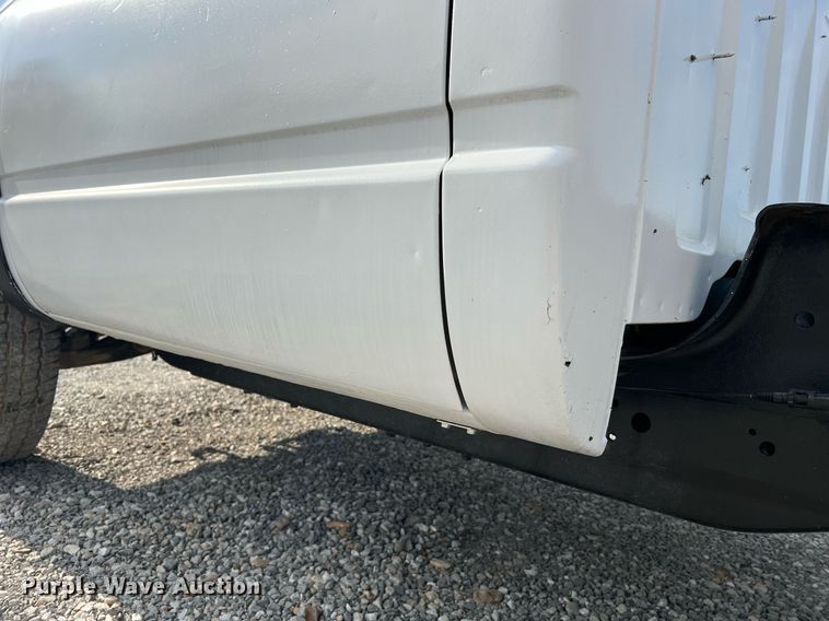 image for item NA9172 1990 Chevrolet Cheyenne 3500  pickup truck cab and chassis