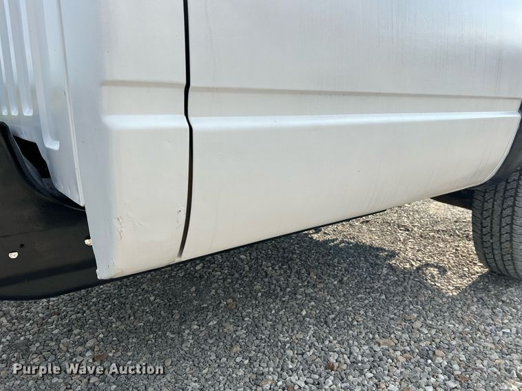 image for item NA9172 1990 Chevrolet Cheyenne 3500  pickup truck cab and chassis