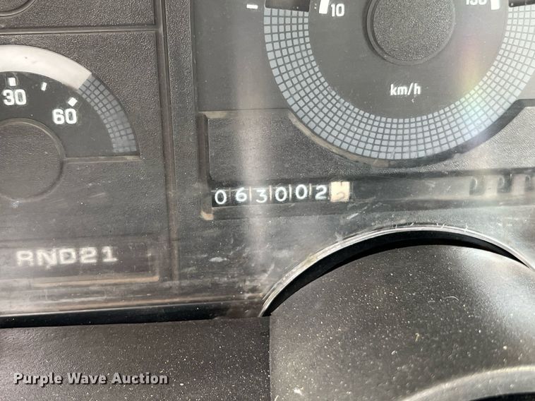 image for item NA9172 1990 Chevrolet Cheyenne 3500  pickup truck cab and chassis